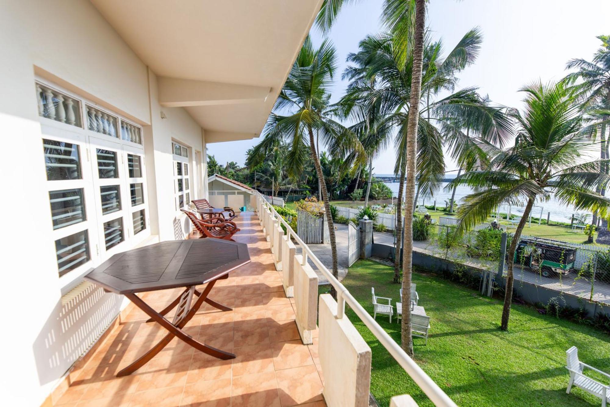 Shangrela Beach Resort By Ark Ambalangoda  Extérieur photo